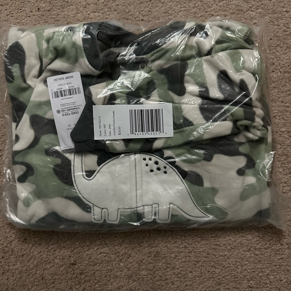 Carters Camouflage Dinosaur fleece Pajama zippy NWT